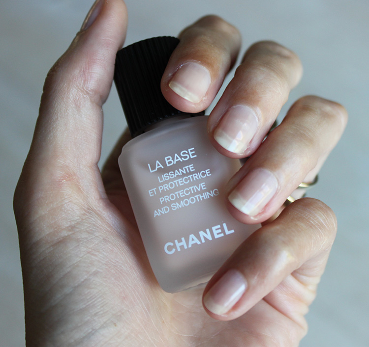 Chanel La Base