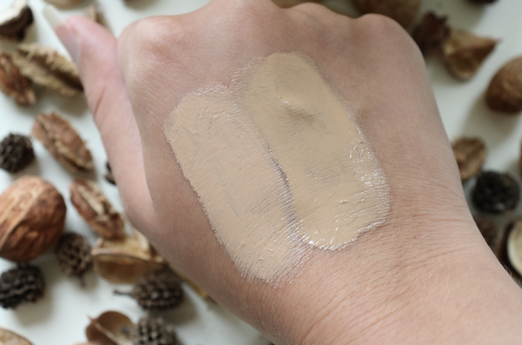 swatches esse foundation