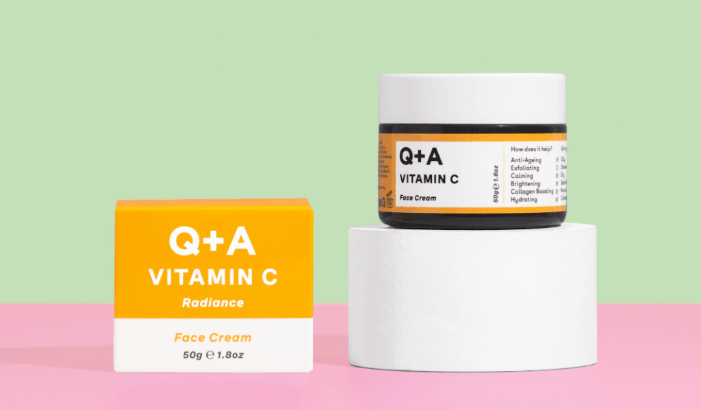Q+A Vitamin C Brightening Cream met 5% vitamine C, granaatappel-, bramen- en rozenbottel-extract voor een stralende huid