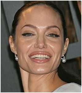 Glimmende huid bij Angelina Jolie