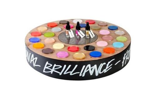 Debbie test Emotional Brilliance van LUSH