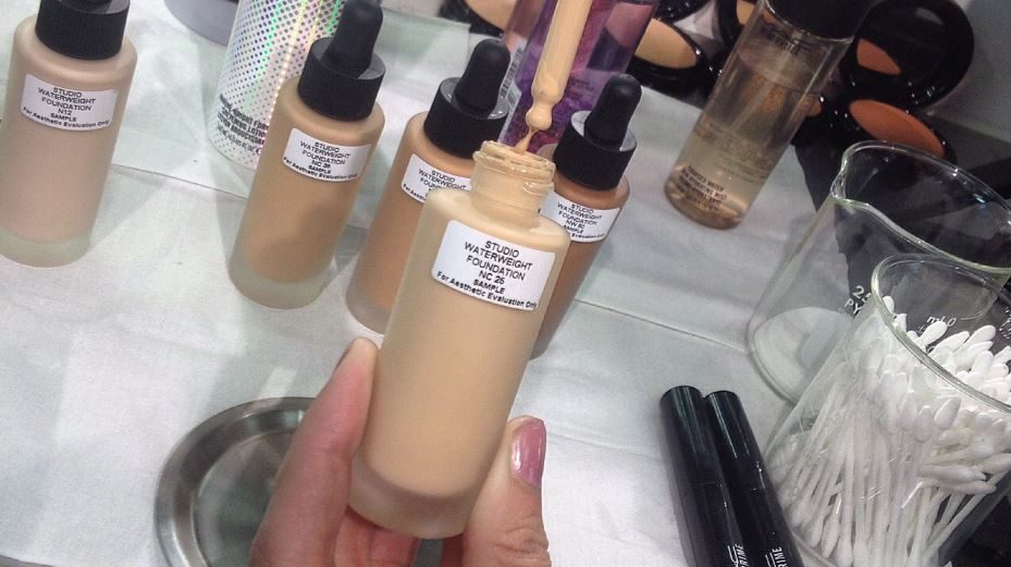 mac waterweight foundation